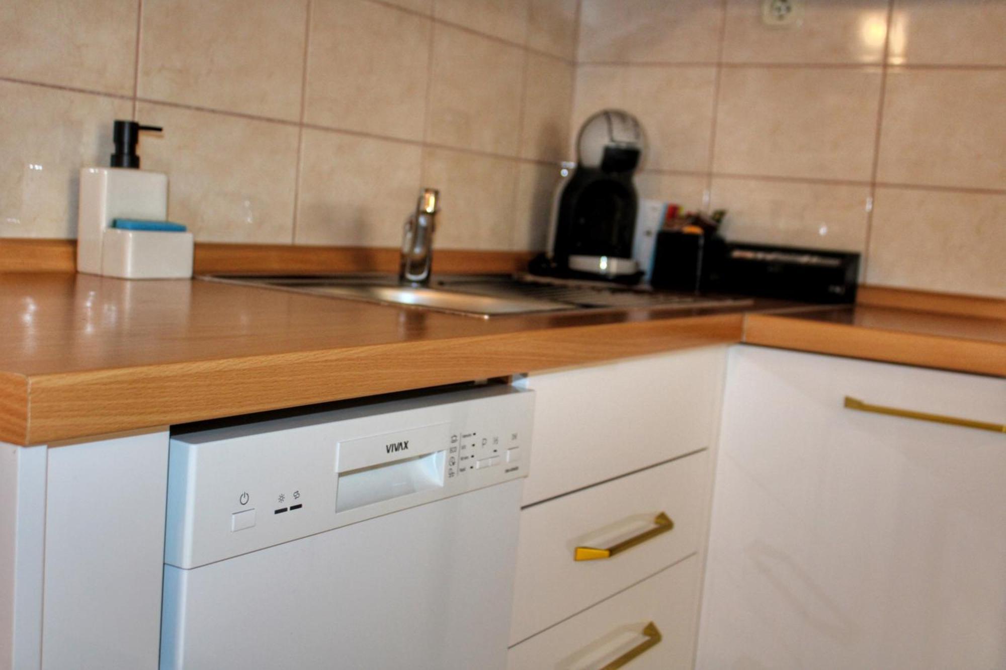 Studio Laura-Spacious Studio On The Main Beach Makarska Zewnętrze zdjęcie