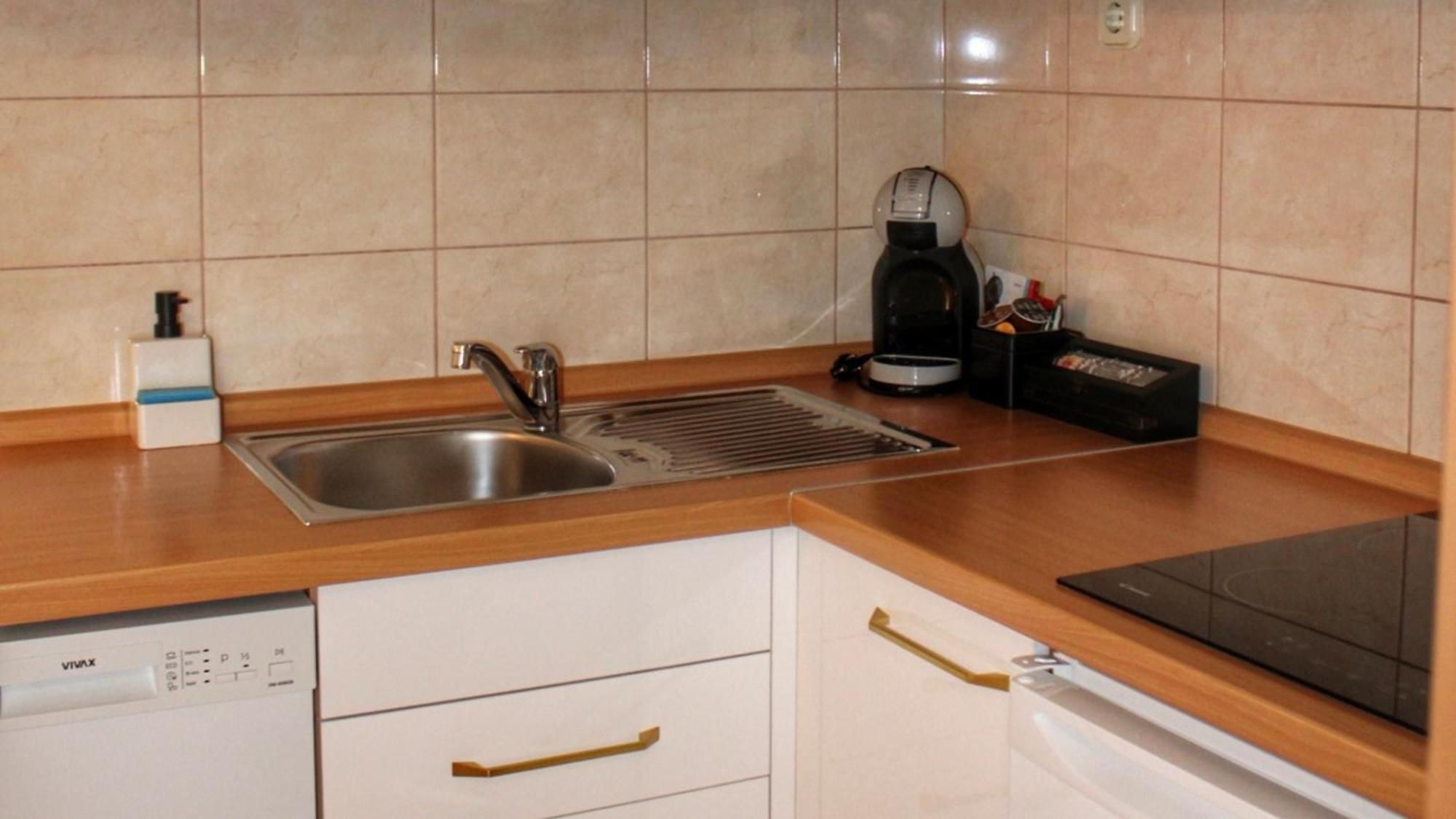 Studio Laura-Spacious Studio On The Main Beach Makarska Zewnętrze zdjęcie